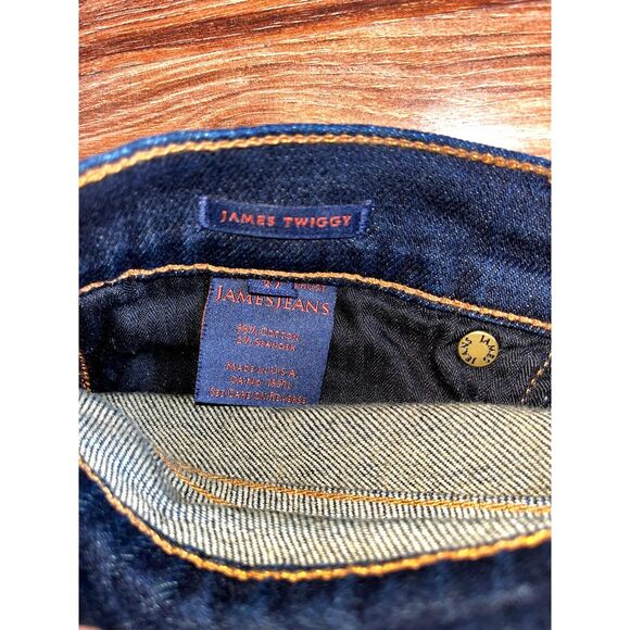 James Jeans "James Twiggy" NWOT dk wash, distressed jeans Retail $144- 32 - Picture 6 of 7